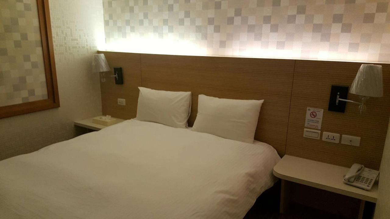 Honey Prince Taipei Exterior photo
